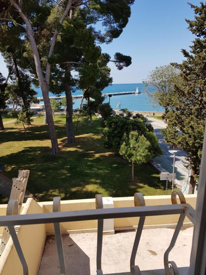 Nina Deluxe Superior 5 Star Apartment, Your Piece Of Heaven By The Sea & Park Novigrad Istria Exterior foto