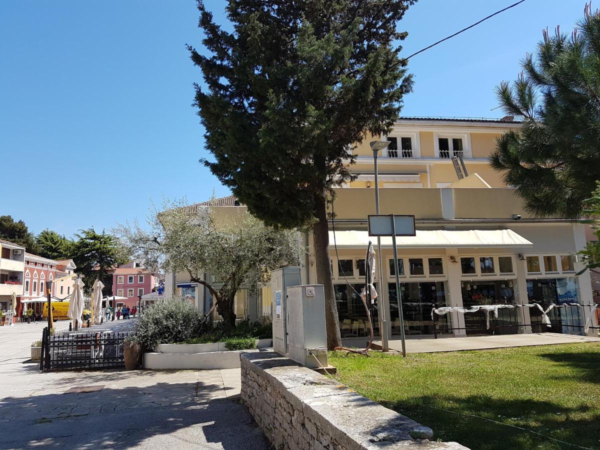 Nina Deluxe Superior 5 Star Apartment, Your Piece Of Heaven By The Sea & Park Novigrad Istria Exterior foto