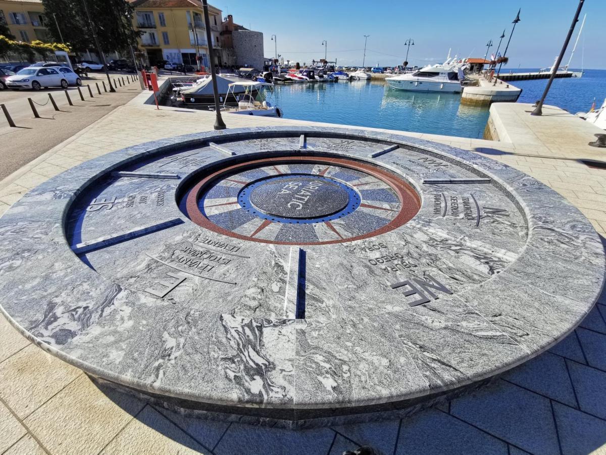 Nina Deluxe Superior 5 Star Apartment, Your Piece Of Heaven By The Sea & Park Novigrad Istria Exterior foto