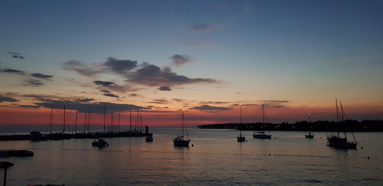Nina Deluxe Superior 5 Star Apartment, Your Piece Of Heaven By The Sea & Park Novigrad Istria Exterior foto